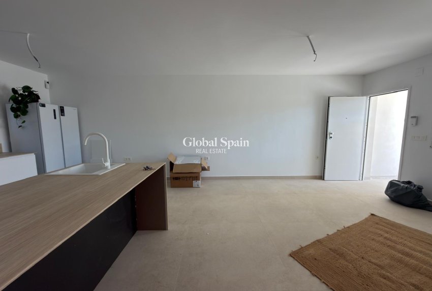 Wiederverkauf - WOHNUNG -
ORIHUELA COSTA - CABO ROIG