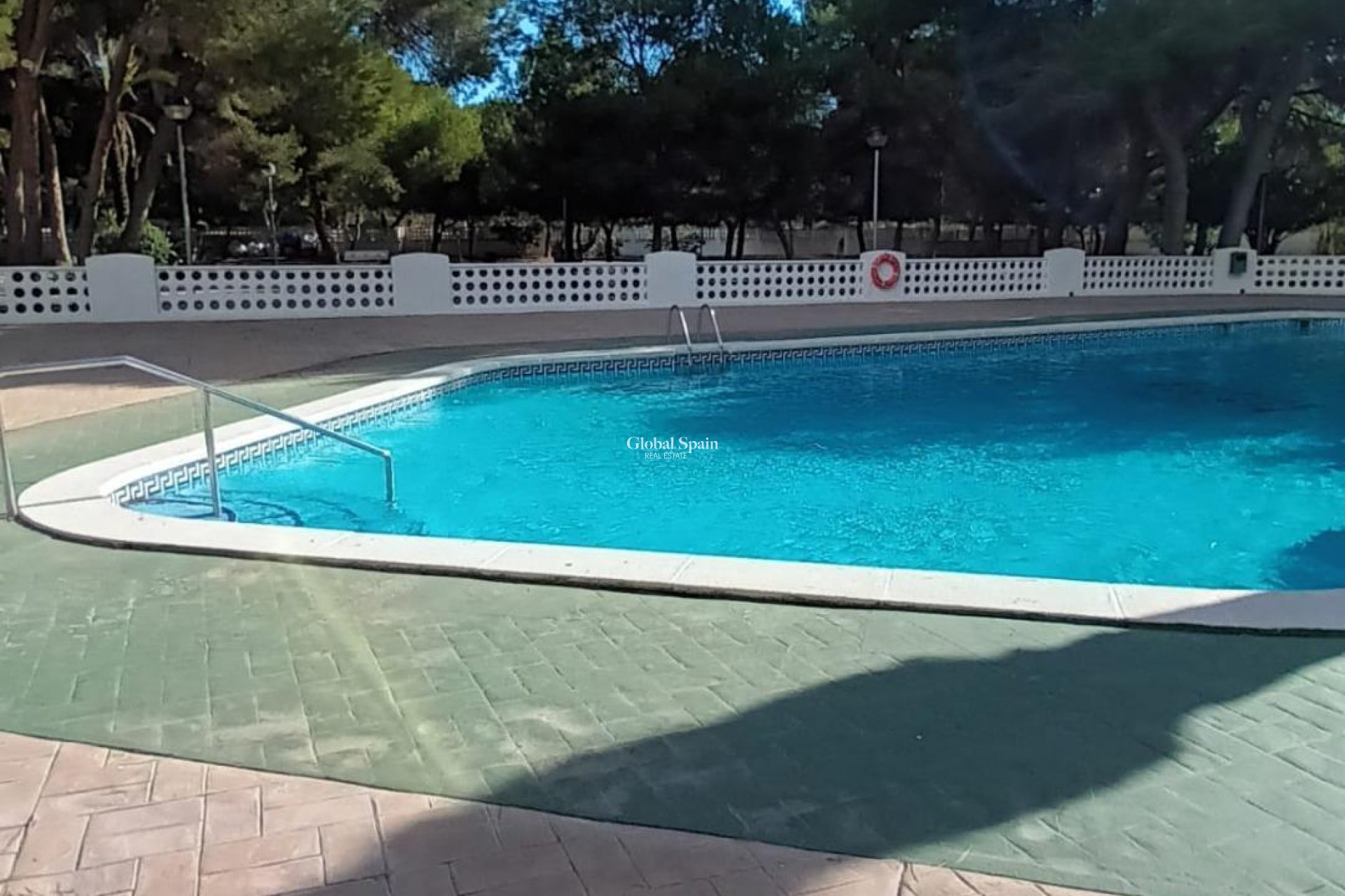 Wiederverkauf - WOHNUNG -
ORIHUELA COSTA - CAMPOAMOR