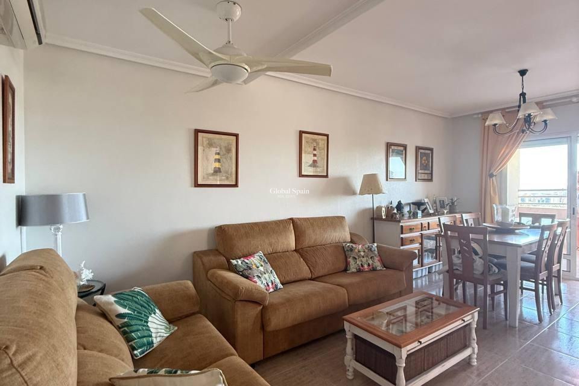Wiederverkauf - WOHNUNG -
ORIHUELA COSTA - CAMPOAMOR