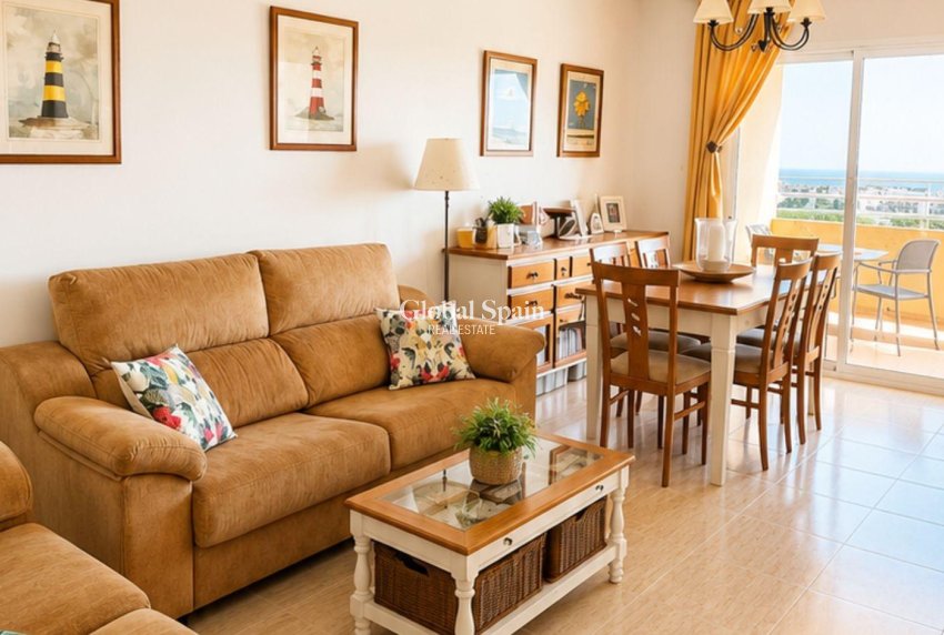 Wiederverkauf - WOHNUNG -
ORIHUELA COSTA - CAMPOAMOR