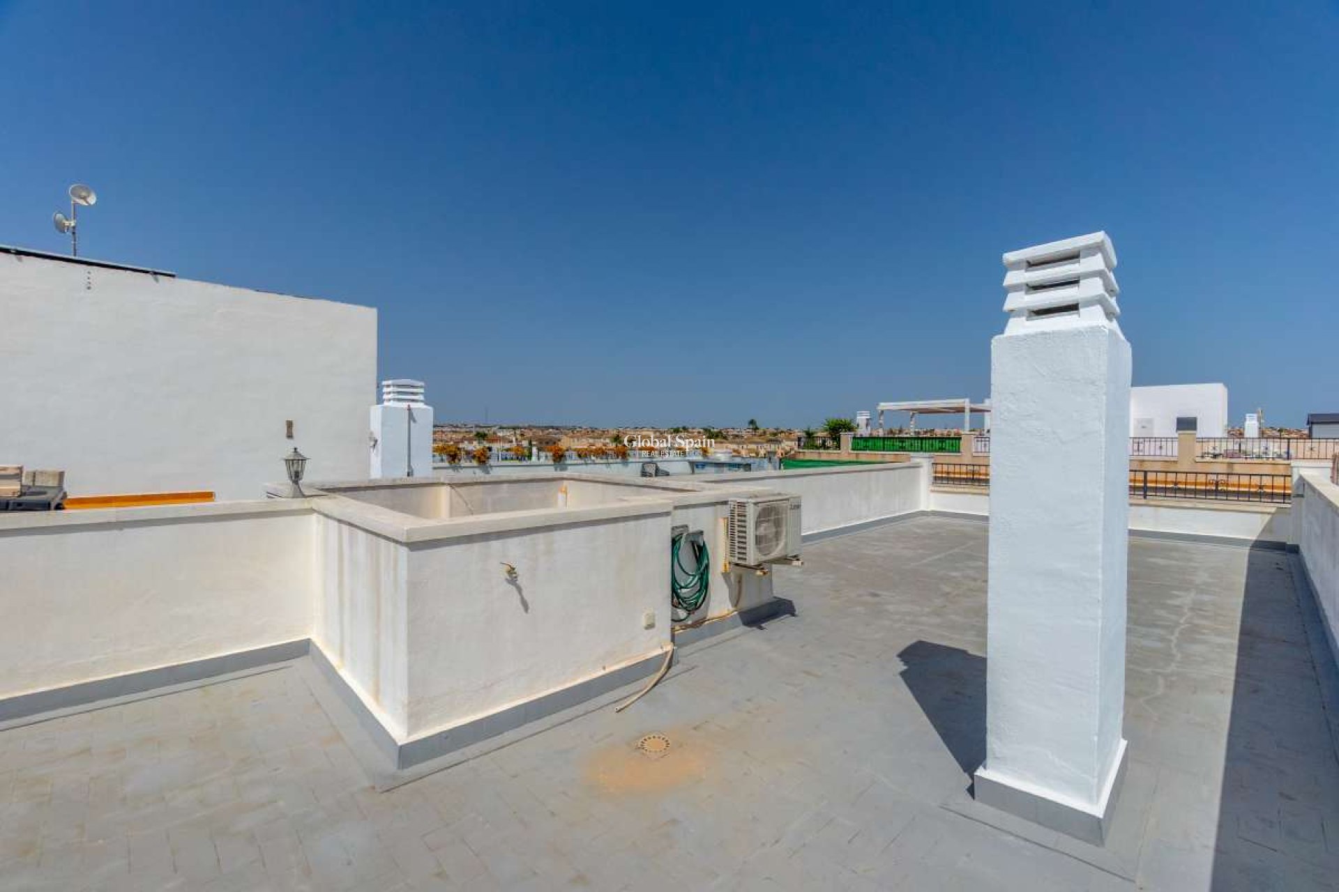 Wiederverkauf - WOHNUNG -
ORIHUELA COSTA - Costa Blanca