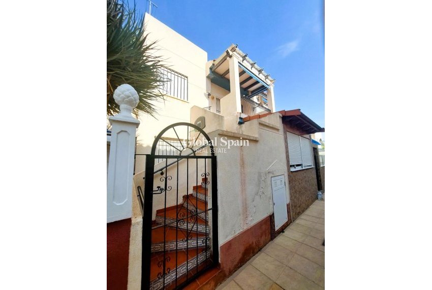 Wiederverkauf - WOHNUNG -
ORIHUELA COSTA - Costa Blanca