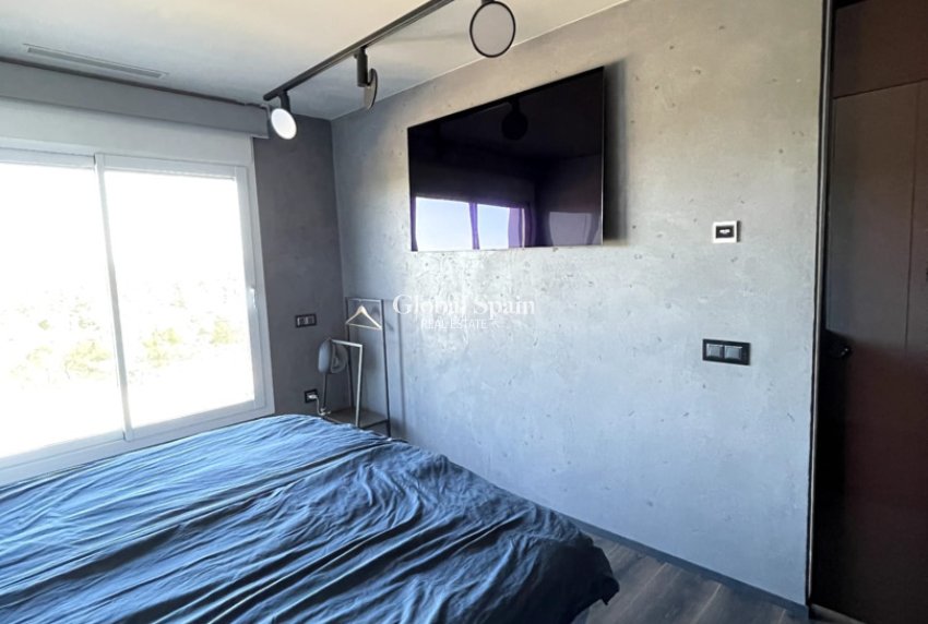 Wiederverkauf - WOHNUNG -
ORIHUELA COSTA - Costa Blanca