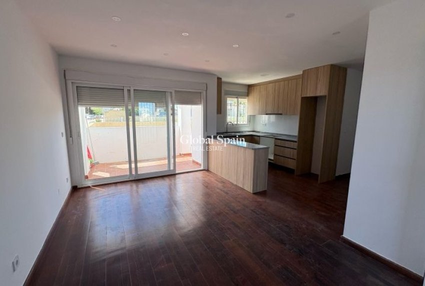 Wiederverkauf - WOHNUNG -
ORIHUELA COSTA - Costa Blanca