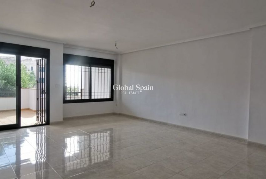 Wiederverkauf - WOHNUNG -
ORIHUELA COSTA - Costa Blanca