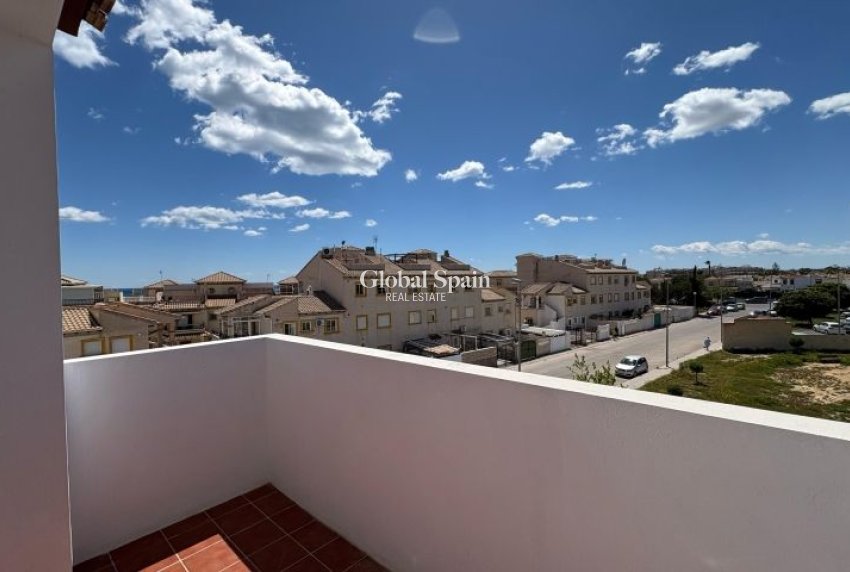 Wiederverkauf - WOHNUNG -
ORIHUELA COSTA - Costa Blanca