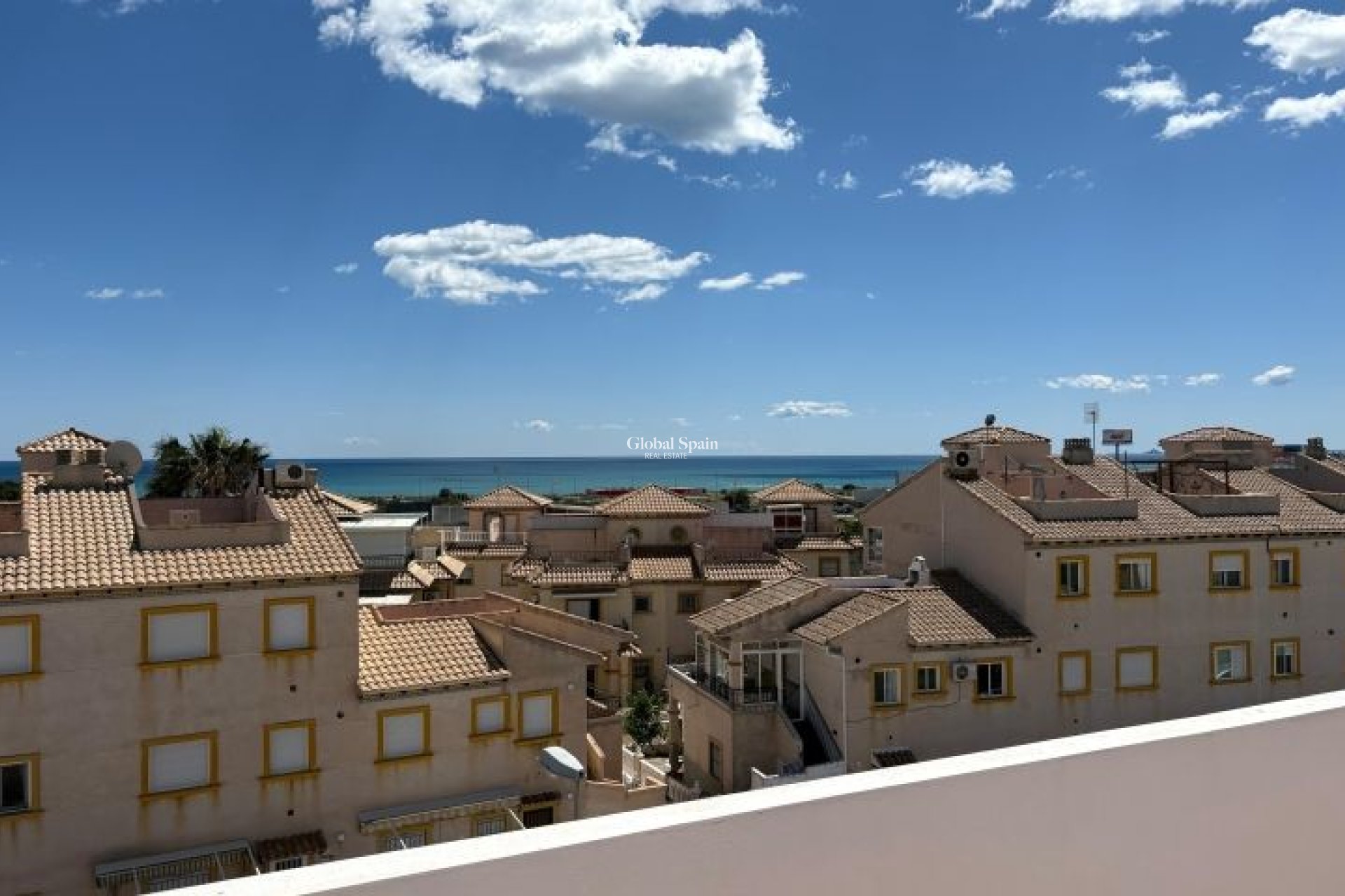 Wiederverkauf - WOHNUNG -
ORIHUELA COSTA - Costa Blanca