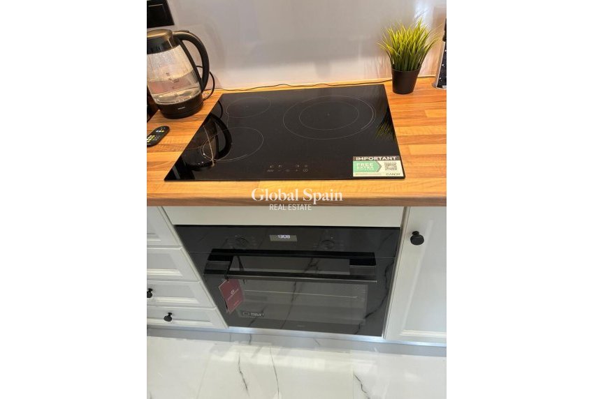 Wiederverkauf - WOHNUNG -
ORIHUELA COSTA - Costa Blanca