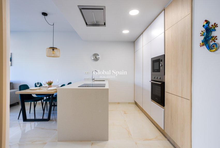 Wiederverkauf - WOHNUNG -
ORIHUELA COSTA - Costa Blanca