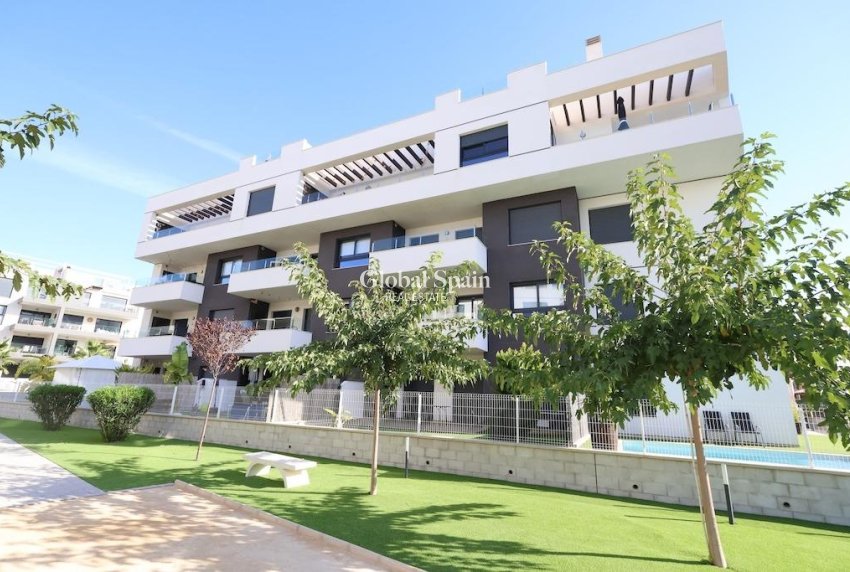 Wiederverkauf - WOHNUNG -
ORIHUELA COSTA - Costa Blanca