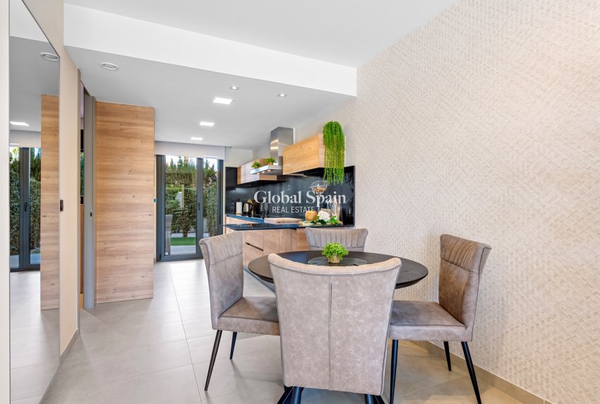 Wiederverkauf - WOHNUNG -
ORIHUELA COSTA - Costa Blanca