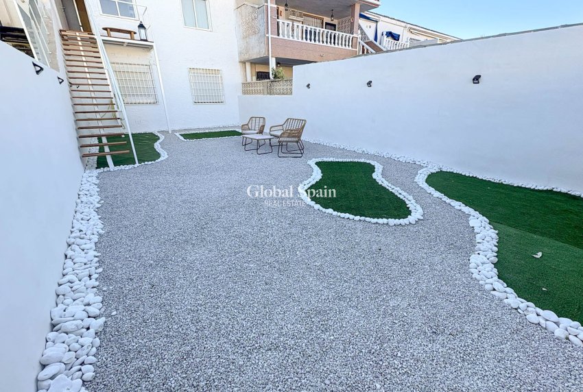 Wiederverkauf - WOHNUNG -
ORIHUELA COSTA - Costa Blanca