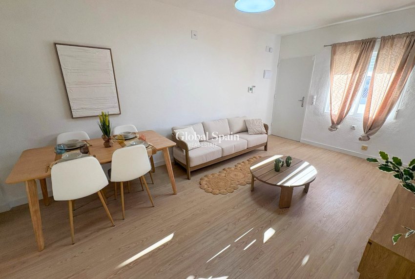 Wiederverkauf - WOHNUNG -
ORIHUELA COSTA - Costa Blanca