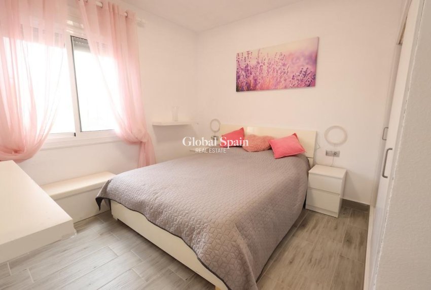 Wiederverkauf - WOHNUNG -
ORIHUELA COSTA - Costa Blanca