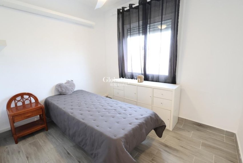 Wiederverkauf - WOHNUNG -
ORIHUELA COSTA - Costa Blanca
