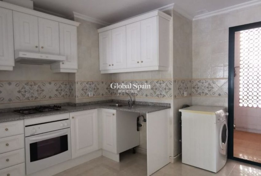 Wiederverkauf - WOHNUNG -
ORIHUELA COSTA - Costa Blanca