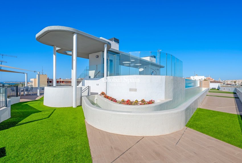 Wiederverkauf - WOHNUNG -
ORIHUELA COSTA - Costa Blanca