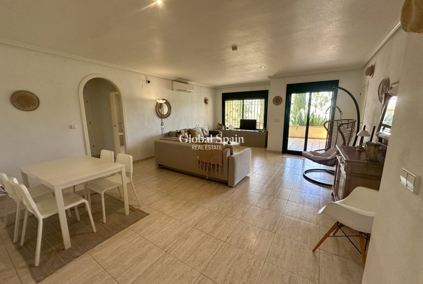 Wiederverkauf - WOHNUNG -
ORIHUELA COSTA - Costa Blanca