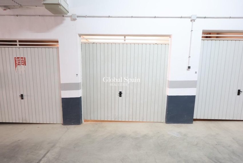 Wiederverkauf - WOHNUNG -
ORIHUELA COSTA - Costa Blanca