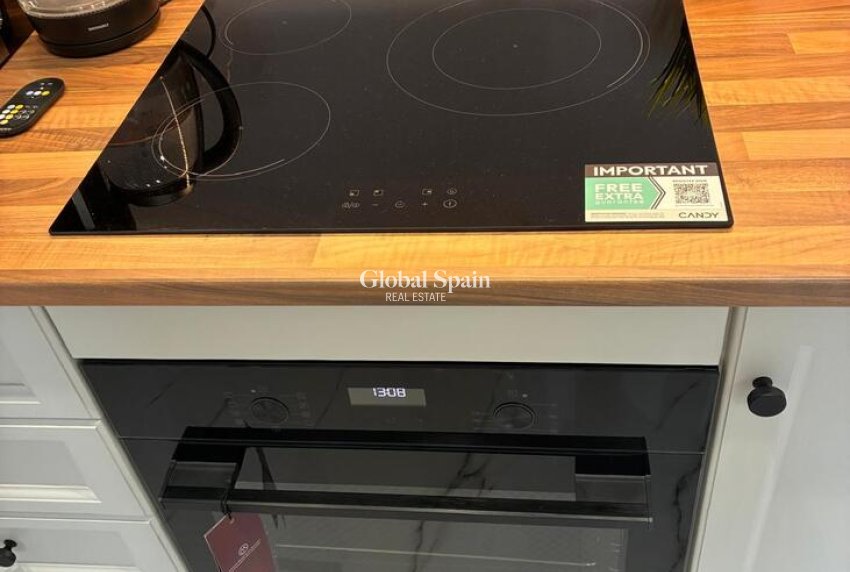 Wiederverkauf - WOHNUNG -
ORIHUELA COSTA - Costa Blanca