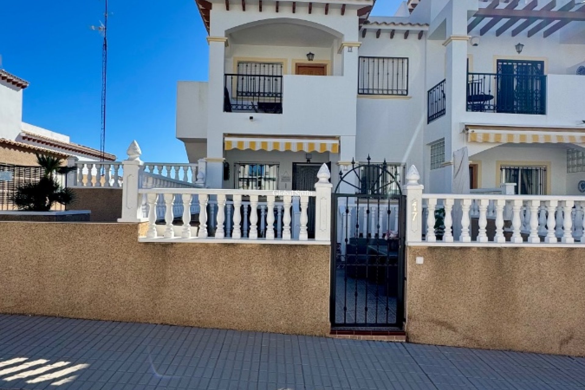 Wiederverkauf - WOHNUNG -
ORIHUELA COSTA - Costa Blanca