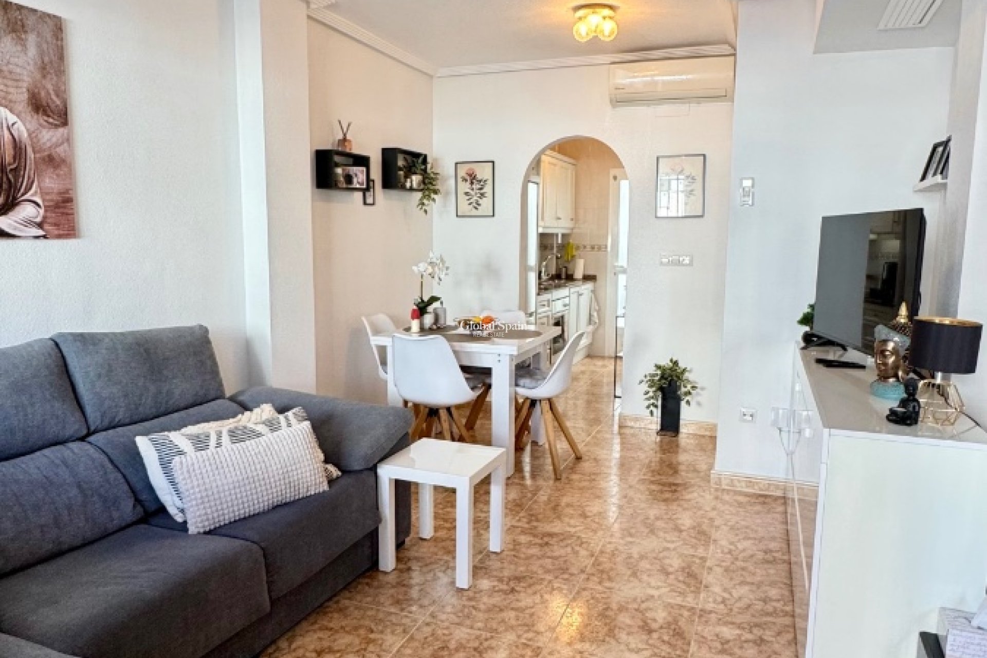 Wiederverkauf - WOHNUNG -
ORIHUELA COSTA - Costa Blanca