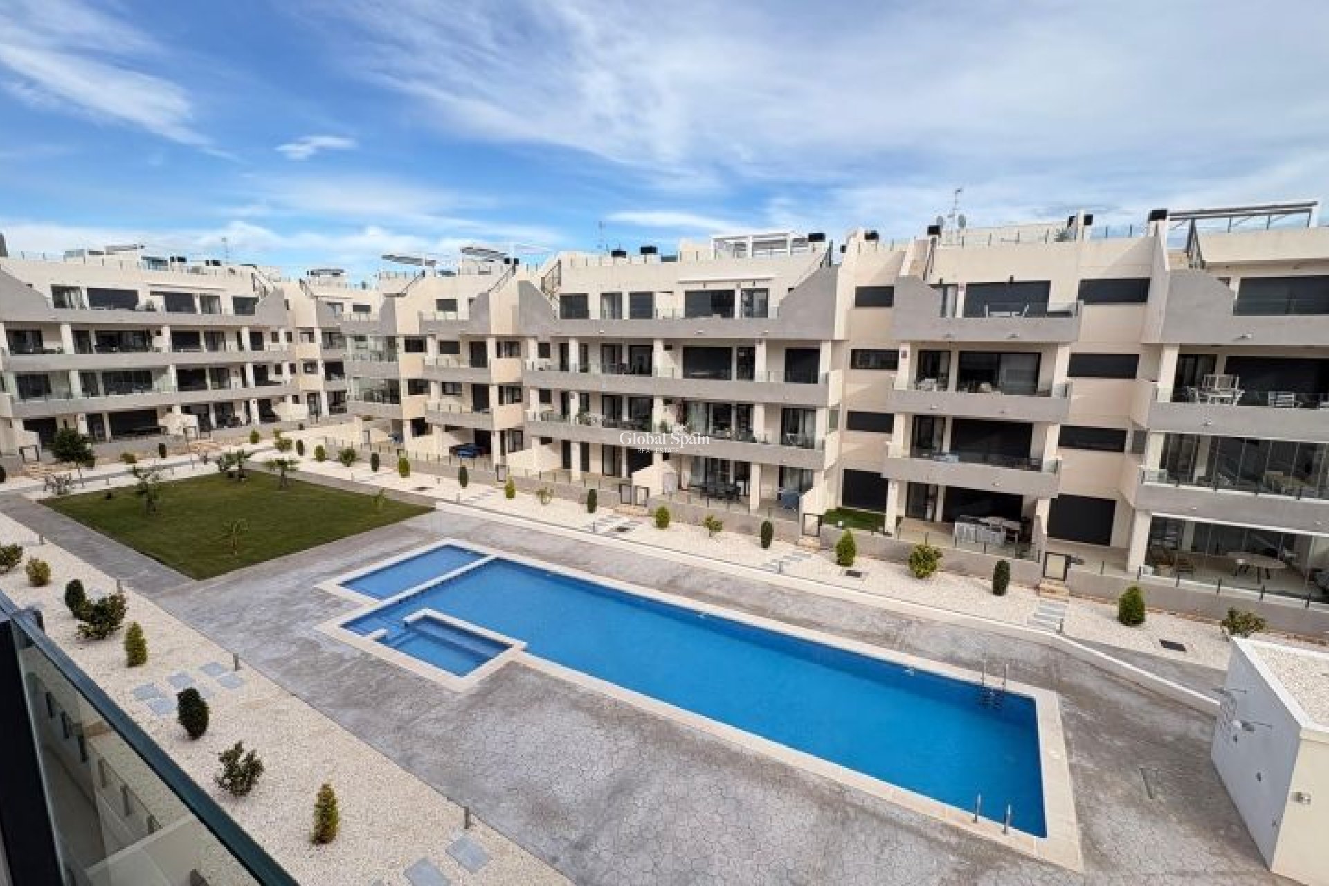Wiederverkauf - WOHNUNG -
ORIHUELA COSTA - Costa Blanca