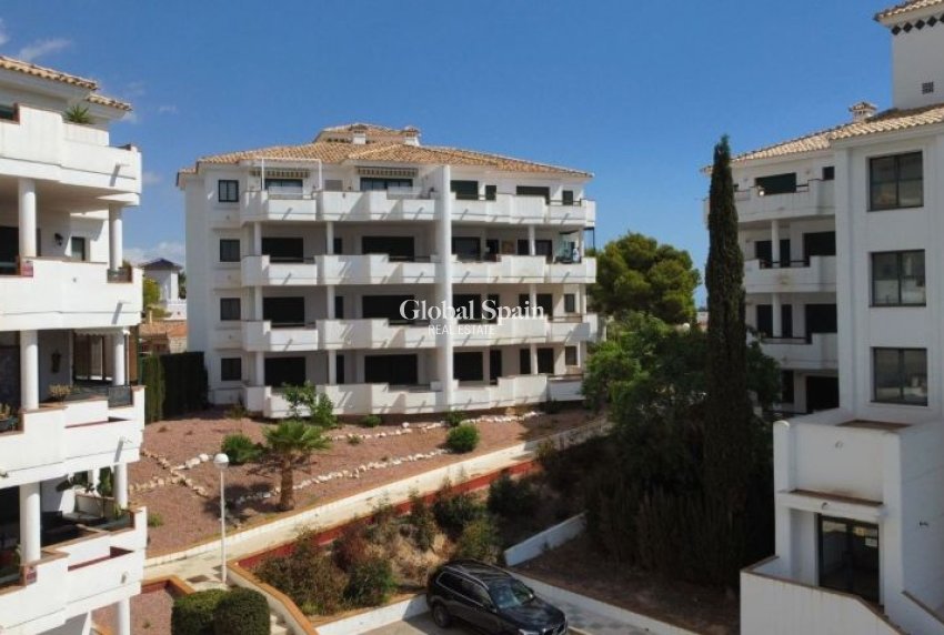 Wiederverkauf - WOHNUNG -
ORIHUELA COSTA - Costa Blanca