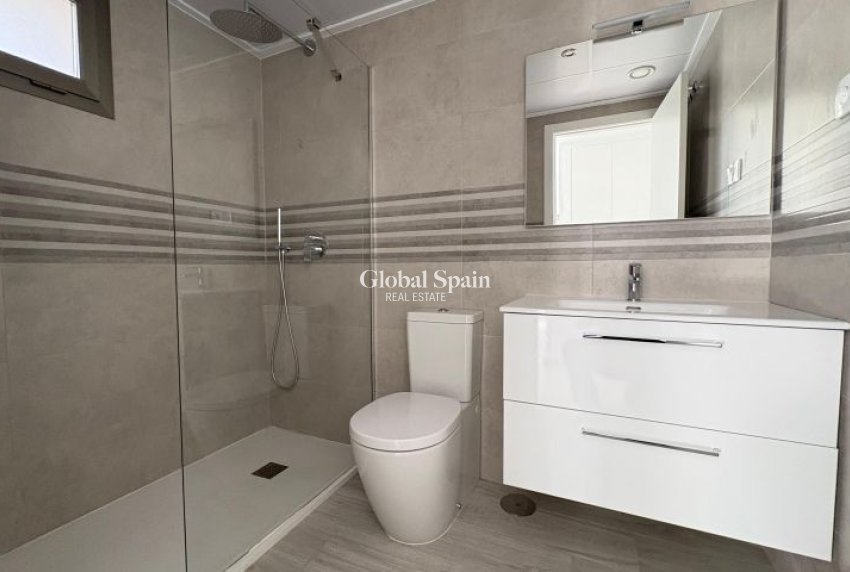 Wiederverkauf - WOHNUNG -
ORIHUELA COSTA - Costa Blanca