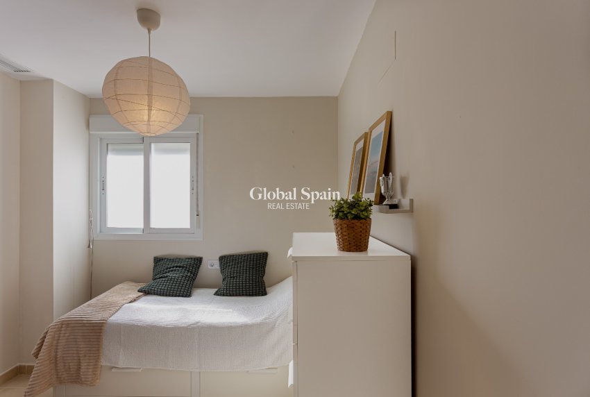 Wiederverkauf - WOHNUNG -
ORIHUELA COSTA - Costa Blanca