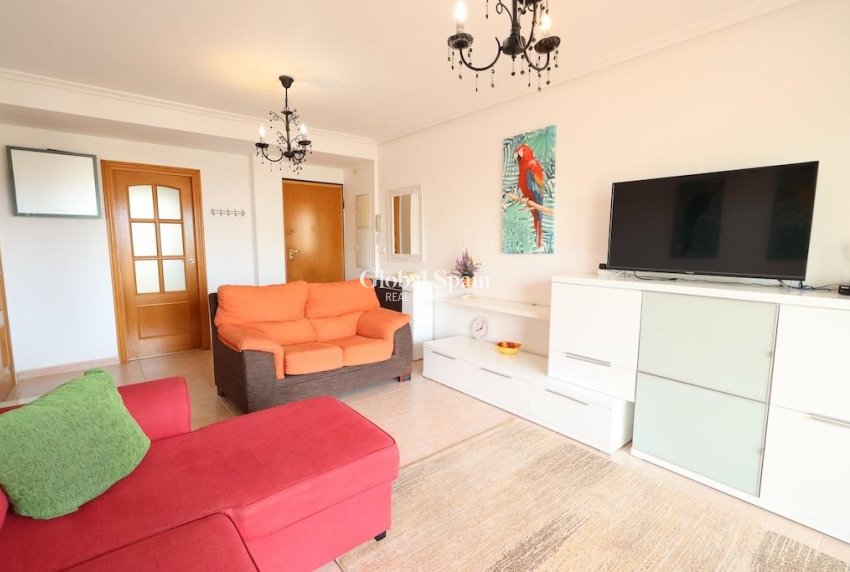 Wiederverkauf - WOHNUNG -
ORIHUELA COSTA - Costa Blanca