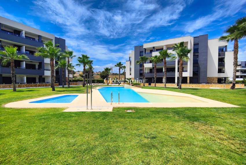 Wiederverkauf - WOHNUNG -
ORIHUELA COSTA - Costa Blanca