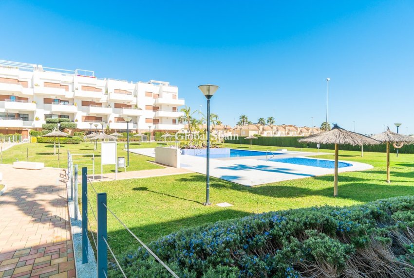 Wiederverkauf - WOHNUNG -
ORIHUELA COSTA - Costa Blanca