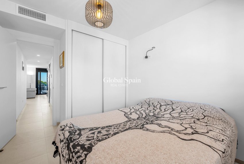 Wiederverkauf - WOHNUNG -
ORIHUELA COSTA - Costa Blanca