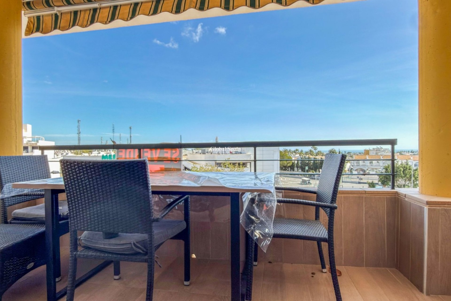 Wiederverkauf - WOHNUNG -
ORIHUELA COSTA - Costa Blanca