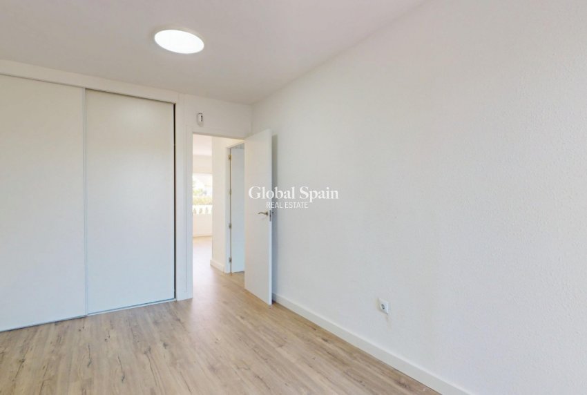 Wiederverkauf - WOHNUNG -
ORIHUELA COSTA - Costa Blanca