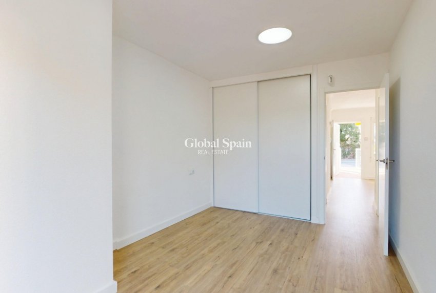 Wiederverkauf - WOHNUNG -
ORIHUELA COSTA - Costa Blanca