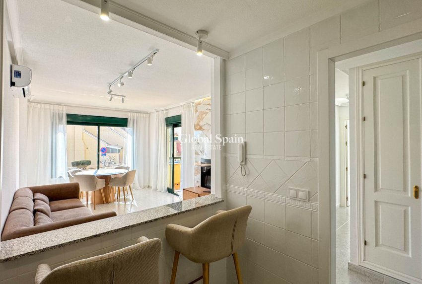 Wiederverkauf - WOHNUNG -
ORIHUELA COSTA - Costa Blanca