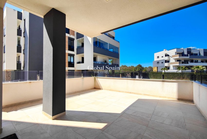 Wiederverkauf - WOHNUNG -
ORIHUELA COSTA - Costa Blanca