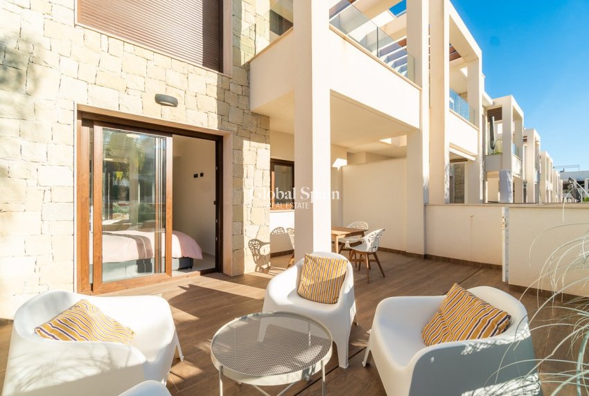Wiederverkauf - WOHNUNG -
ORIHUELA COSTA - Costa Blanca
