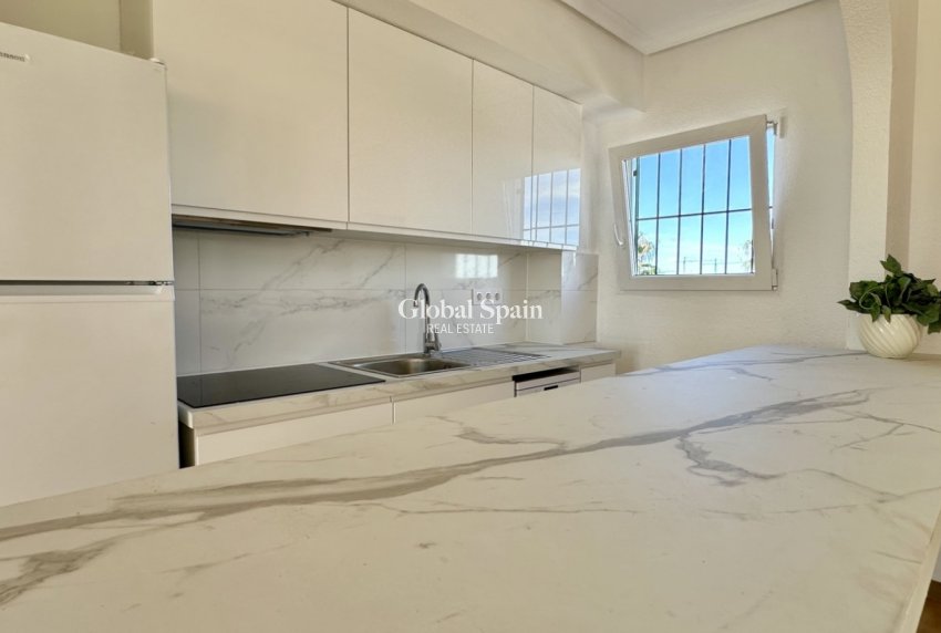 Wiederverkauf - WOHNUNG -
ORIHUELA COSTA - Costa Blanca