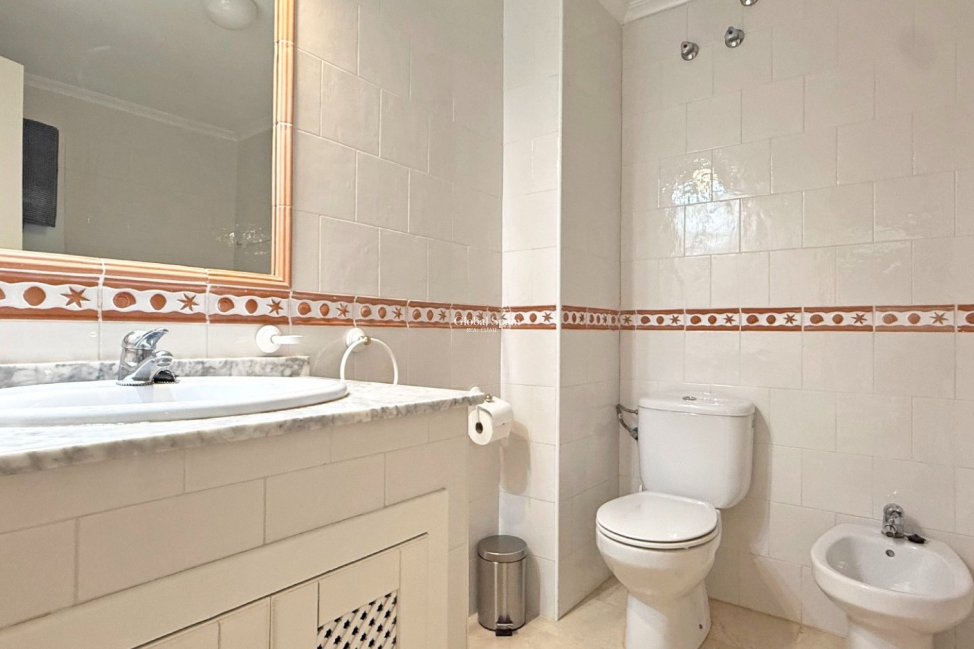 Wiederverkauf - WOHNUNG -
ORIHUELA COSTA - Costa Blanca