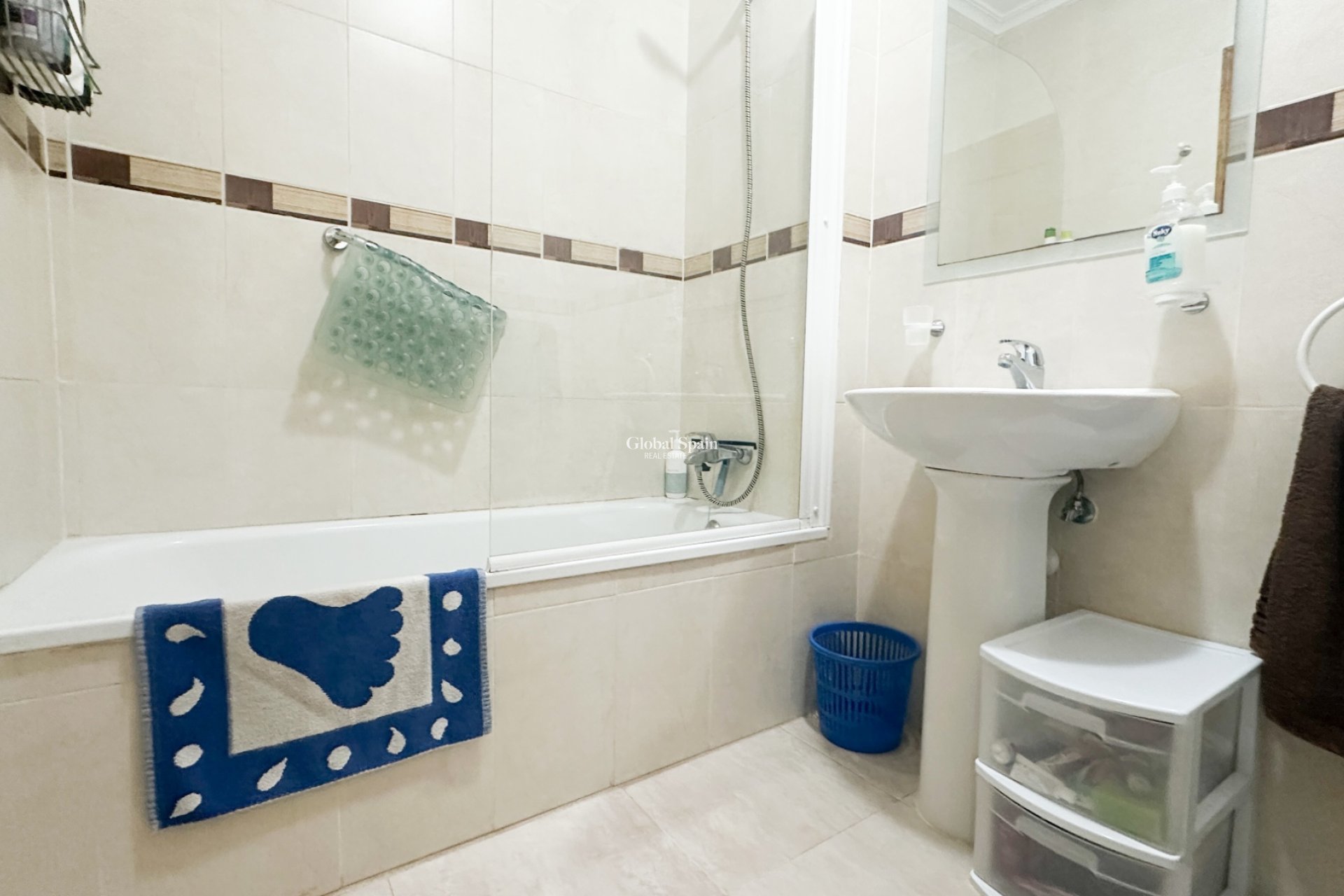 Wiederverkauf - WOHNUNG -
ORIHUELA COSTA - Costa Blanca