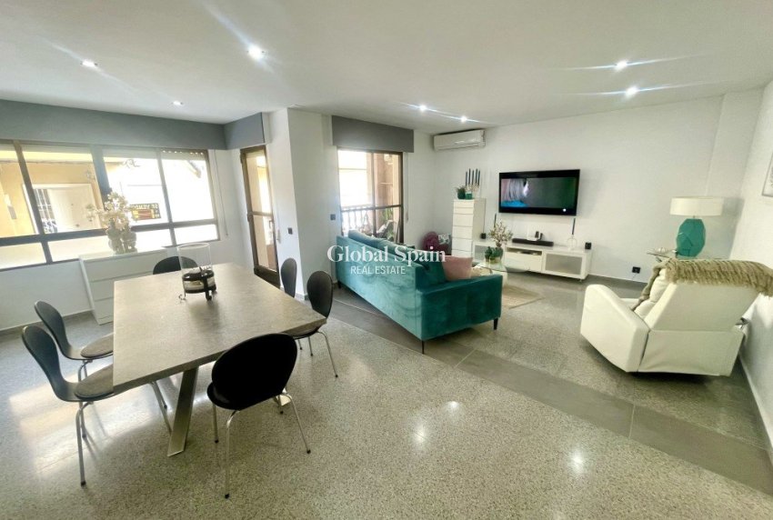 Wiederverkauf - WOHNUNG -
ORIHUELA COSTA - Costa Blanca