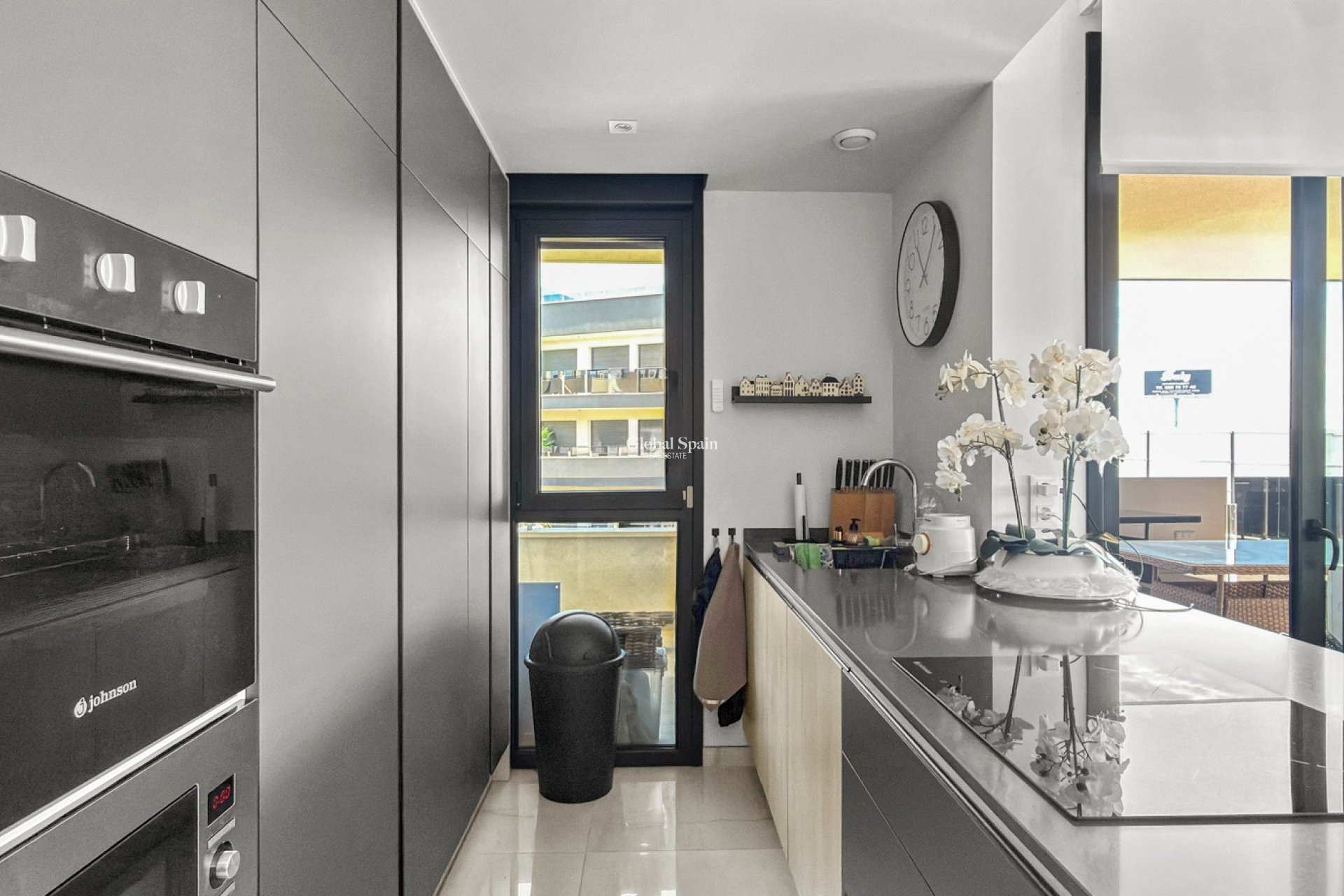 Wiederverkauf - WOHNUNG -
ORIHUELA COSTA - Costa Blanca