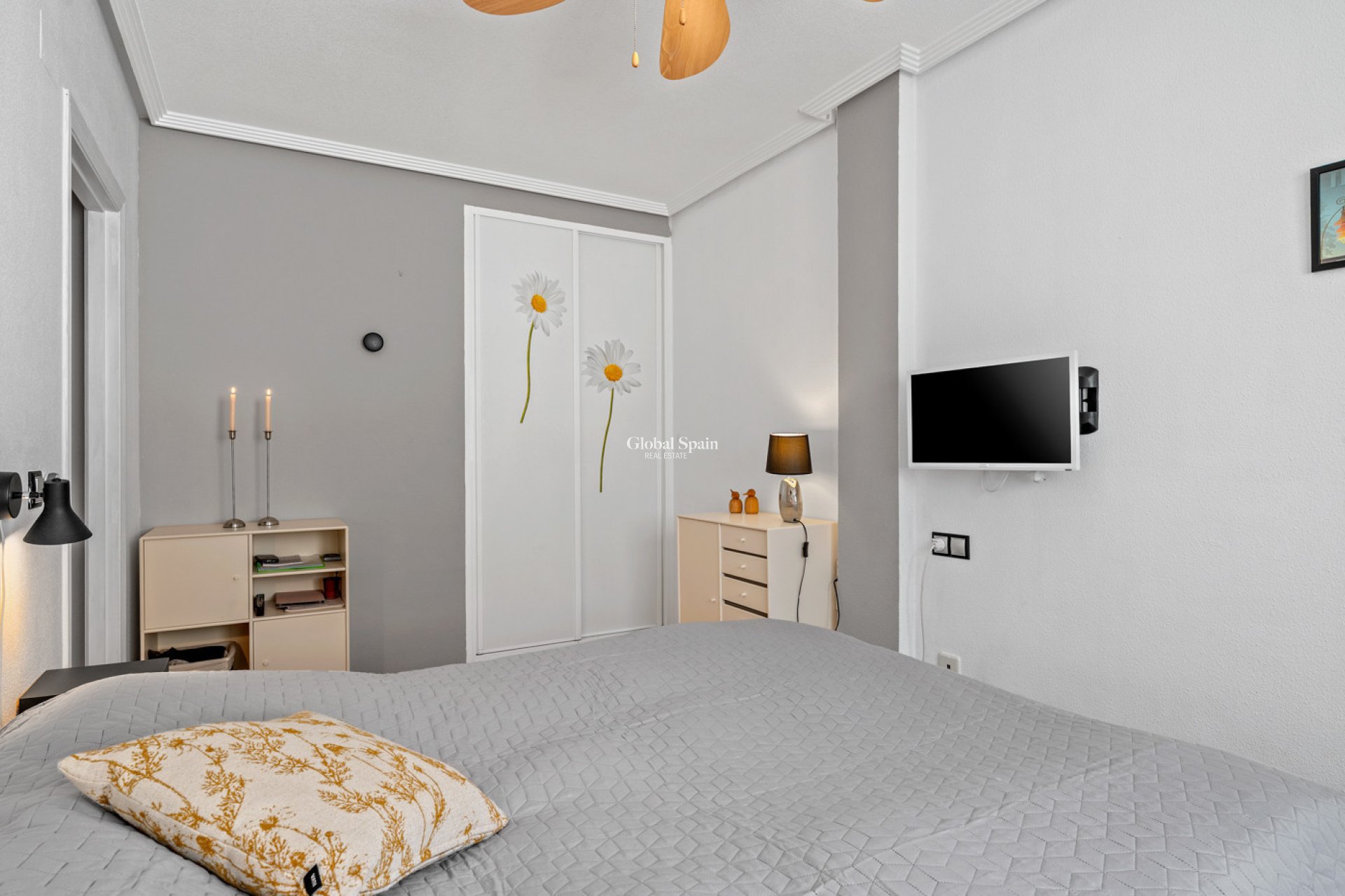 Wiederverkauf - WOHNUNG -
ORIHUELA COSTA - Costa Blanca