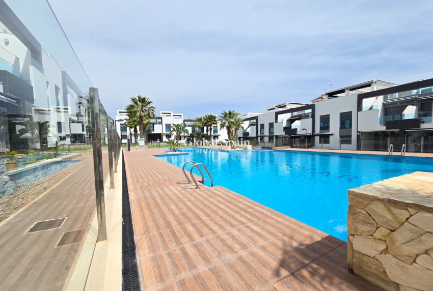 Wiederverkauf - WOHNUNG -
ORIHUELA COSTA - Costa Blanca