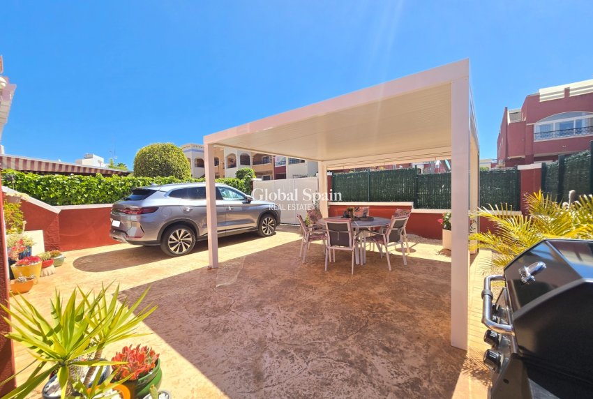 Wiederverkauf - WOHNUNG -
ORIHUELA COSTA - Costa Blanca