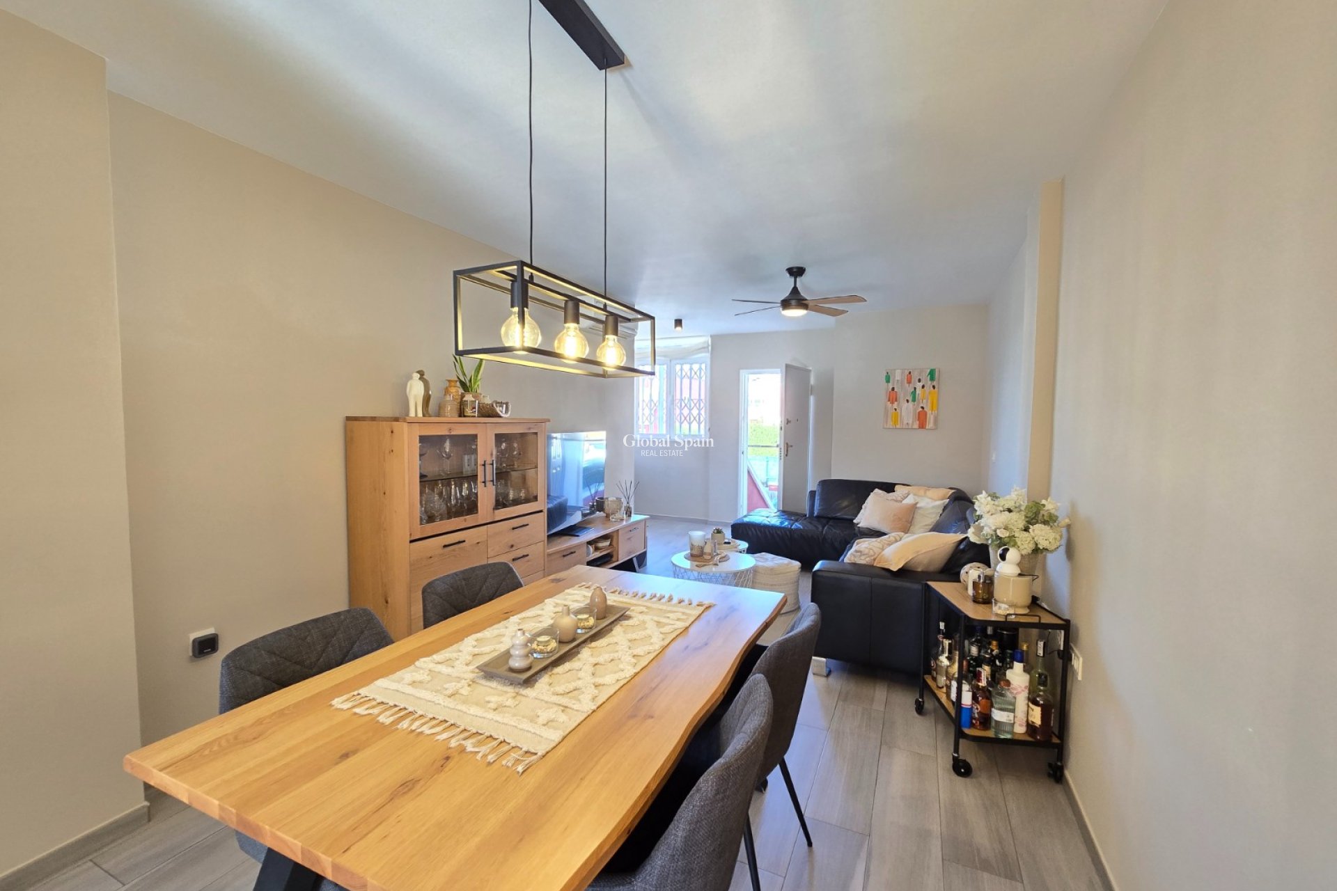 Wiederverkauf - WOHNUNG -
ORIHUELA COSTA - Costa Blanca