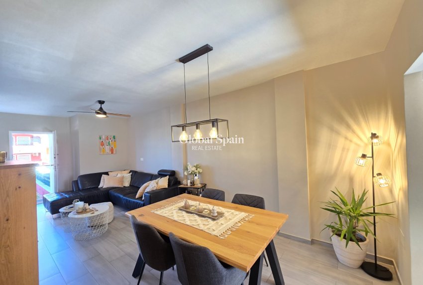 Wiederverkauf - WOHNUNG -
ORIHUELA COSTA - Costa Blanca